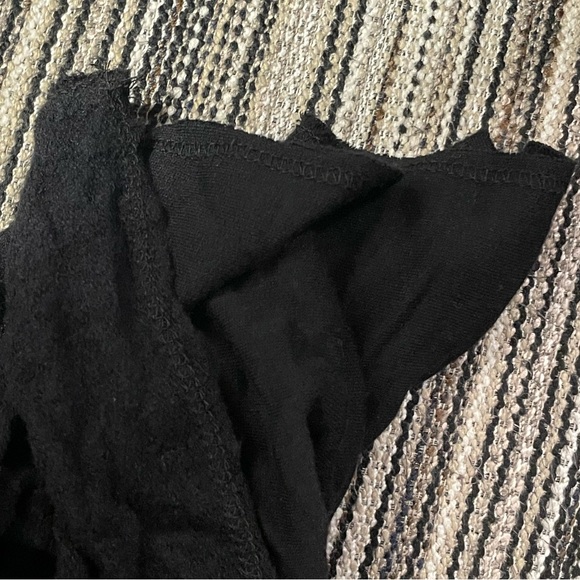 Bleusalt The 2 Yard Wrap in black (dust bag NOT included) - Picture 3 of 6